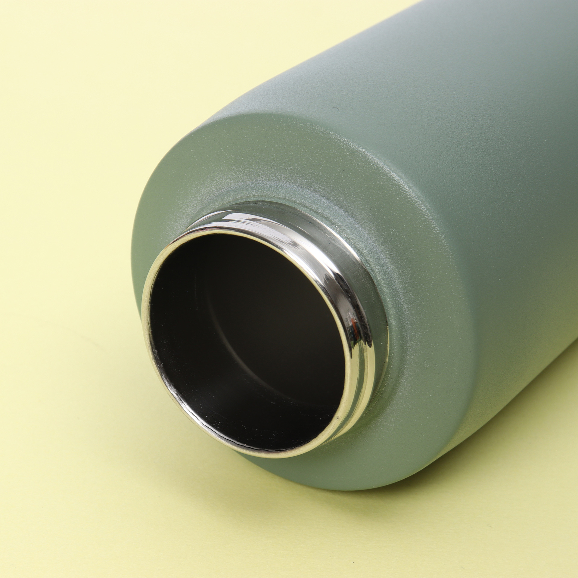 500ml Stainless Steel Insulated Water Bottle with Straw - Image 4